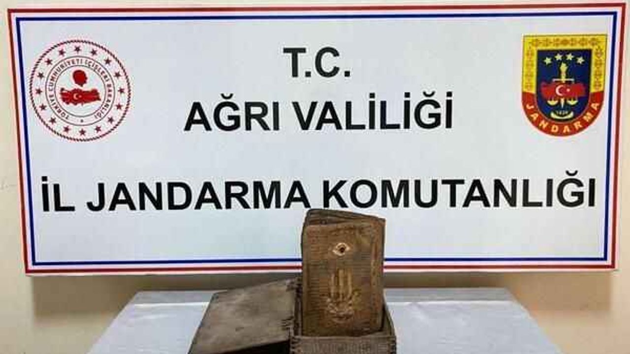1000 yıllık İbranice kitap ele geçirildi