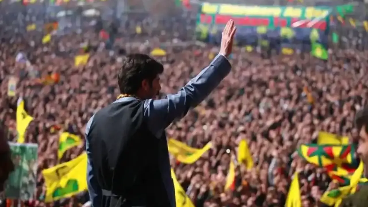 Eski Belediye Başkanı Bekir Kaya’dan Van Halkına Mesaj