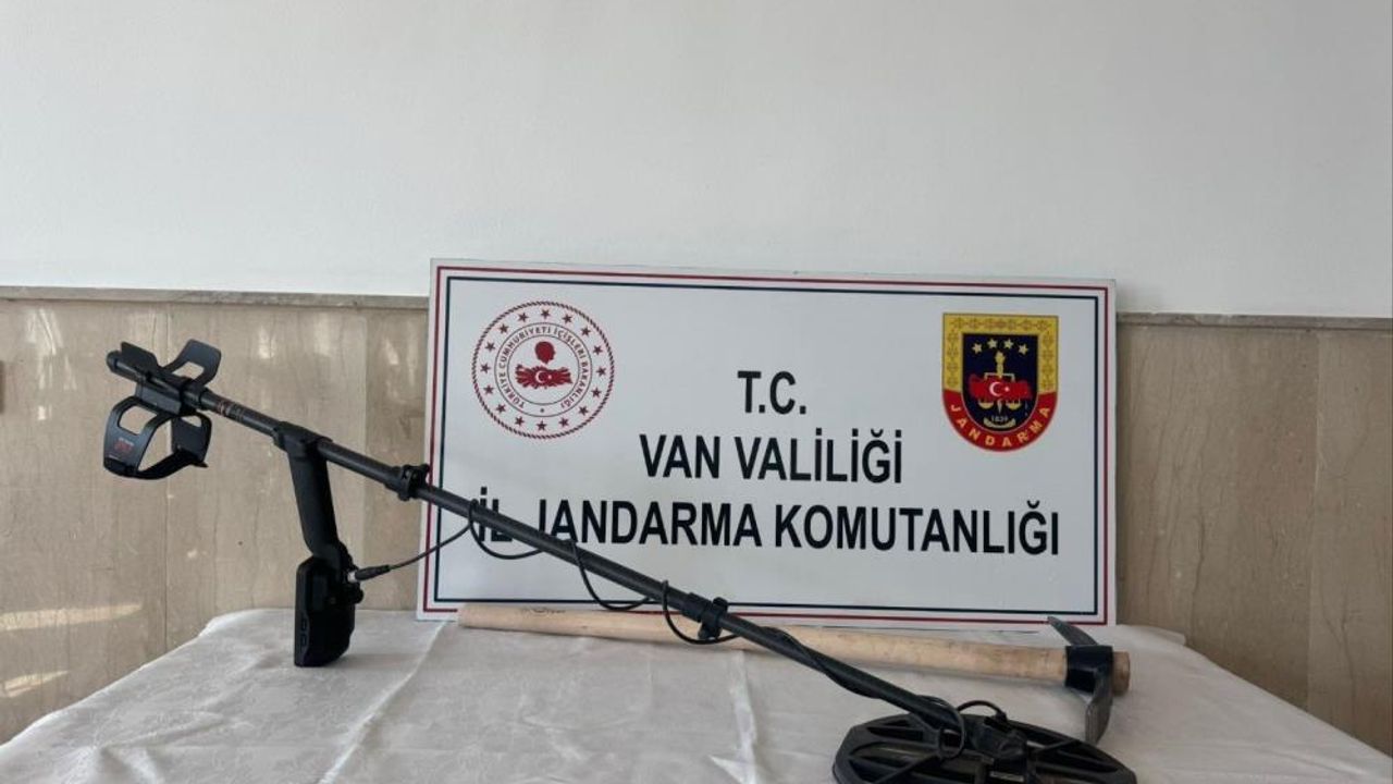 Çaldıran’da Kaçak Kazı Operasyonu!