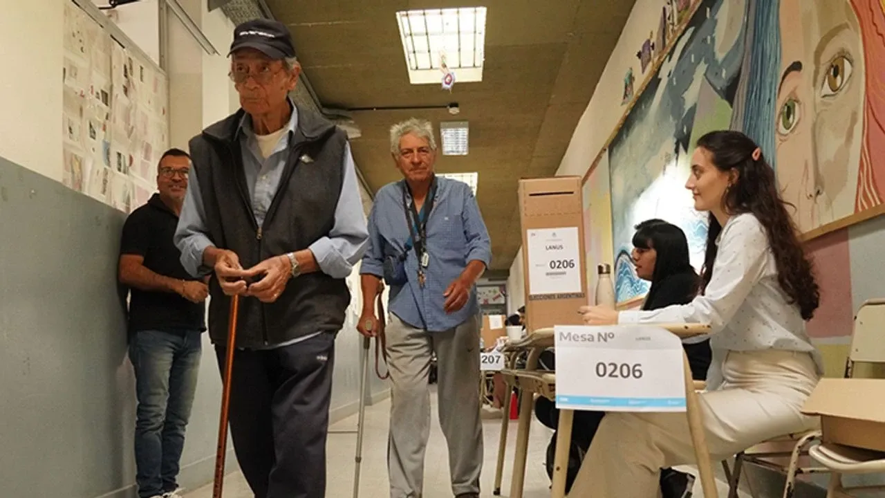 Arjantin’de Seçim Heyecanı! 36 Milyon Seçmen Sandıkta
