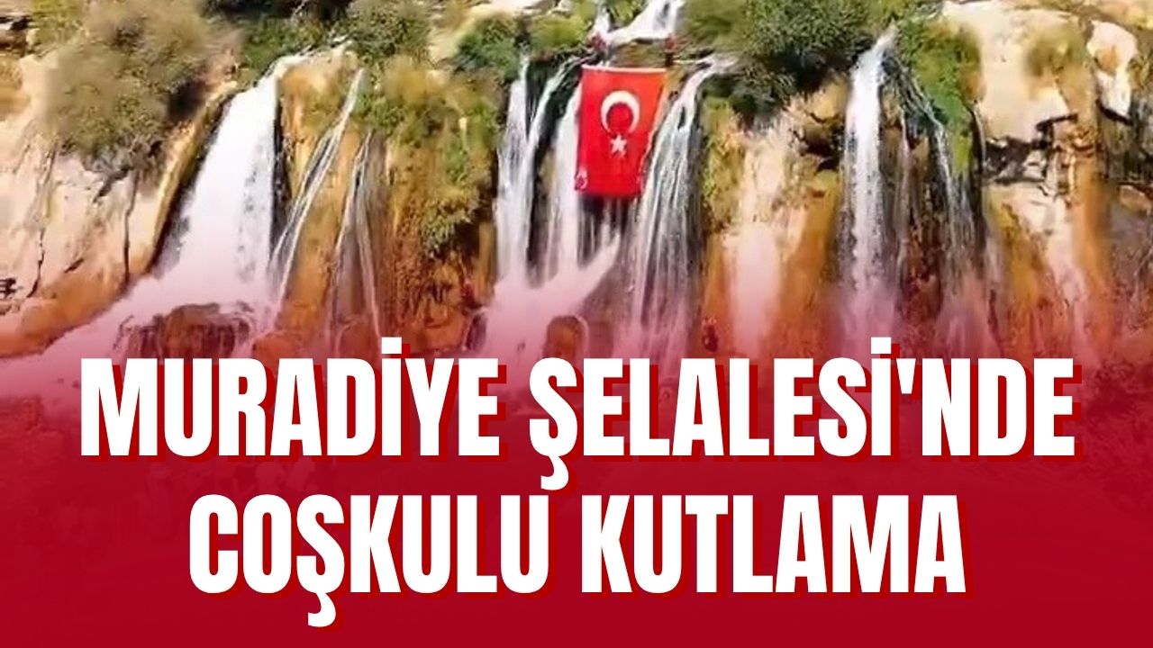 JAK Timleri Muradiye Şelalesi'nde Türk Bayrağı Açtı