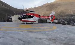 Van’da 22 Yaşındaki Gebe Hasta İçin Helikopter Ambulans Havalandı