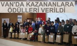 Van'da Kazananlara Ödülleri Verildi