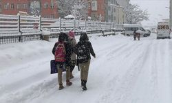 Hakkari’de Taşımalı Eğitime Kar Engeli