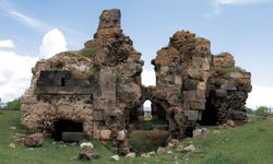 Van’ın Tarihi Manastırı, Bakımsızlık Nedeniyle Yok Oluyor