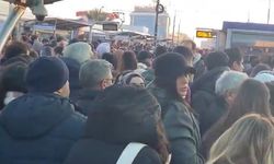 Tramvay Seferlerinde Gecikme Çileden Çıkardı, Yoğunluk Oluştu