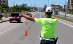 Trafikte “Dur” İhtarına Uymayanlara Rekor Cezalar Gelecek!