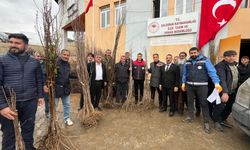 Van'ın Yeni İl Müdüründen Üreticilere Jest!