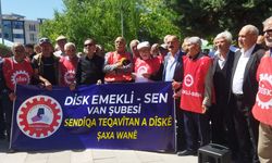 “Van’da Emekliler Bayram Öncesi Ne İçin Sokağa Çıktı?”