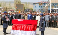 Vanlı Şehit Güvenlik Korucusu Son Yolculuğuna Uğurlandı
