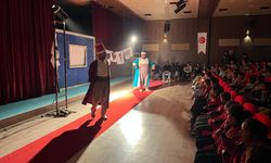 Vanlı Çocuklar ‘Seyyar Tiyatro’ ile Büyüleniyor!