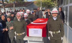 Van’da  Şehit Olan Uzman Çavuş Toprağa Verildi