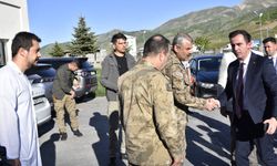 Göreve Giden Polisler Kaza Yaptı: Yaralılar Var