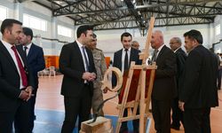 Van'da O İlçenin Yetenek Defilesi Göz Kamaştırdı!