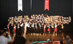 Van’da minikler kep attı