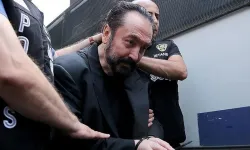 Van’da Tutuklu Bulunan Adnan Oktar Beraat Etti