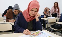 Van'da Kalemle Tanıştılar, Hayata Yeniden Başladılar!