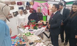 Van'da  Yıl Sonu Sergisine Yoğun İlgi
