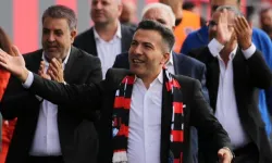 Vanspor Başkanı Erol Temel’den Dostluk Çağrısı: “Futbol Sahada Kalmalı”