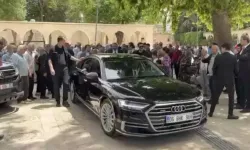 Kutsal Mekanda Tepki Çeken Hareket!