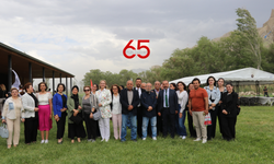 Tarihin Gölgesinde Çay Saati: Van Kalesi Eteklerinde Kültürel Buluşma