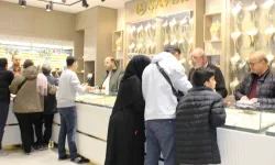 Van’da Altın Fırsatı: Kuyumcular Doldu