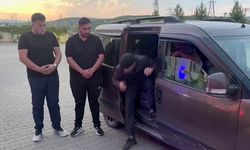 Göçmen Kaçakçıları Tutuklandı, 14 Kaçak Göçmen Van’a Teslim Edildi