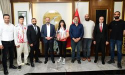 Van YYÜ’lü Sporculardan Türkiye Şampiyonasında Çifte Altın Madalya