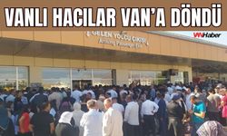 Van Ferit Melen Havalimanı’nda Hacılar ve Aileleri Buluştu