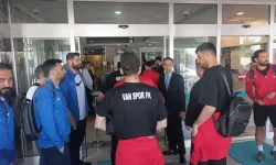Vanspor Kafilesi Kadir Has Stadyumu’nda! Büyük Final Öncesi Son Adım
