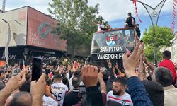 Vanspor’un şampiyonluk turu coşkuyla başladı!