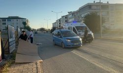Panelvanın Kapısından Düşen 16 Yaşındaki Çocuk Ağır Yaralandı