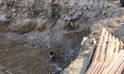 Elazığ'da küçük çocuk inşaat çukuruna düştü!