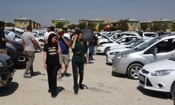 Van’da İkinci El Oto Pazarında Alıcı Krizi Yaşanıyor!
