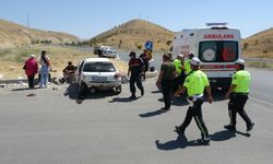 Malatya'da otomobiller çarpıştı: 1 ölü, 4 yaralı