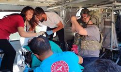 Erken Doğum Riski Taşıyan Hamile Kadın Helikopterle Van’a Ulaştırıldı