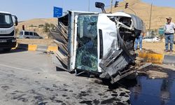 Patnos’ta Kırmızı Işık İhlali Kazası: 8 Yaralı