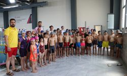 Van’da Yüzme Havuzları Genç Sporcuları Türkiye Şampiyonluğuna Hazırlıyor