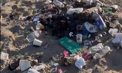 Edremit Çiçekli Sahili'nde Çöp Sorunu Bitmek Bilmiyor!