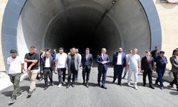 Van’ı Hakkari’ye bağlayan Güzeldere Tüneli’nin İkinci Tüpü Açılıyor! Tarih Verildi!