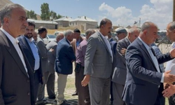 Çaldıran’da Kan Davası Bitti! Kaya Ve Uyanık Aileleri El Sıkıştı