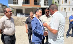 AK Parti İpekyolu İlçe Başkanı Yavuz Kuşan’dan Terzioğlu Caddesi’ne Ziyaret