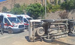 Van- Hakkari Karayolunda Kaza: Yaralılar var!