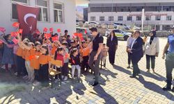 Bahçesaray’da İlköğretim Haftası Kutlaması