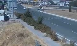 Elazığ-Bingöl Yolunda Kaza Anları! Otomobil Motosiklete Çarptı: 2 Yaralı