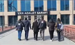 Van'da Göçmen Kaçakçılığı Şebekesine Darbe: 5 Tutuklama