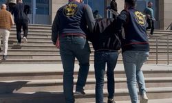 Van’da 25 Yıl Hapis Cezasıyla Aranan Uyuşturucu Taciri Yakalandı