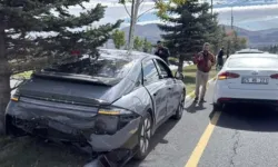 Anahtar Parti Konvoyunda Trafik Kazası!