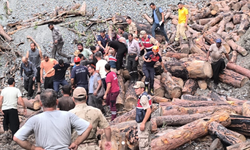 Hatay’da Yayla Yolunda Facia: İş Makinesi Operatörü Yaşamını Yitirdi