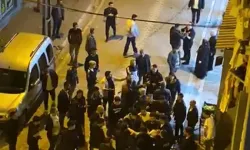 Düğün Günü İki  Aile Sokakta Birbirine Girdi